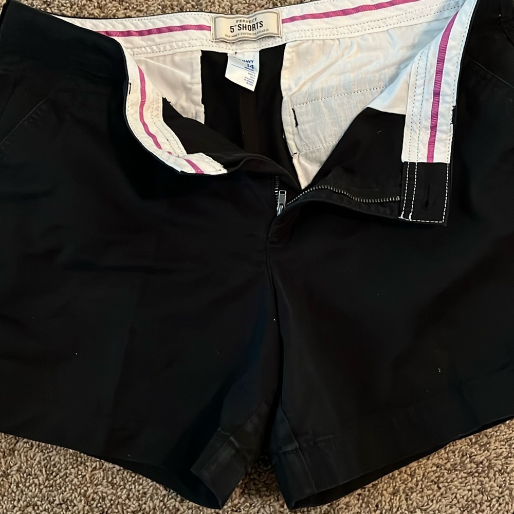 Old Navy Perfect short 5in. Black size 14